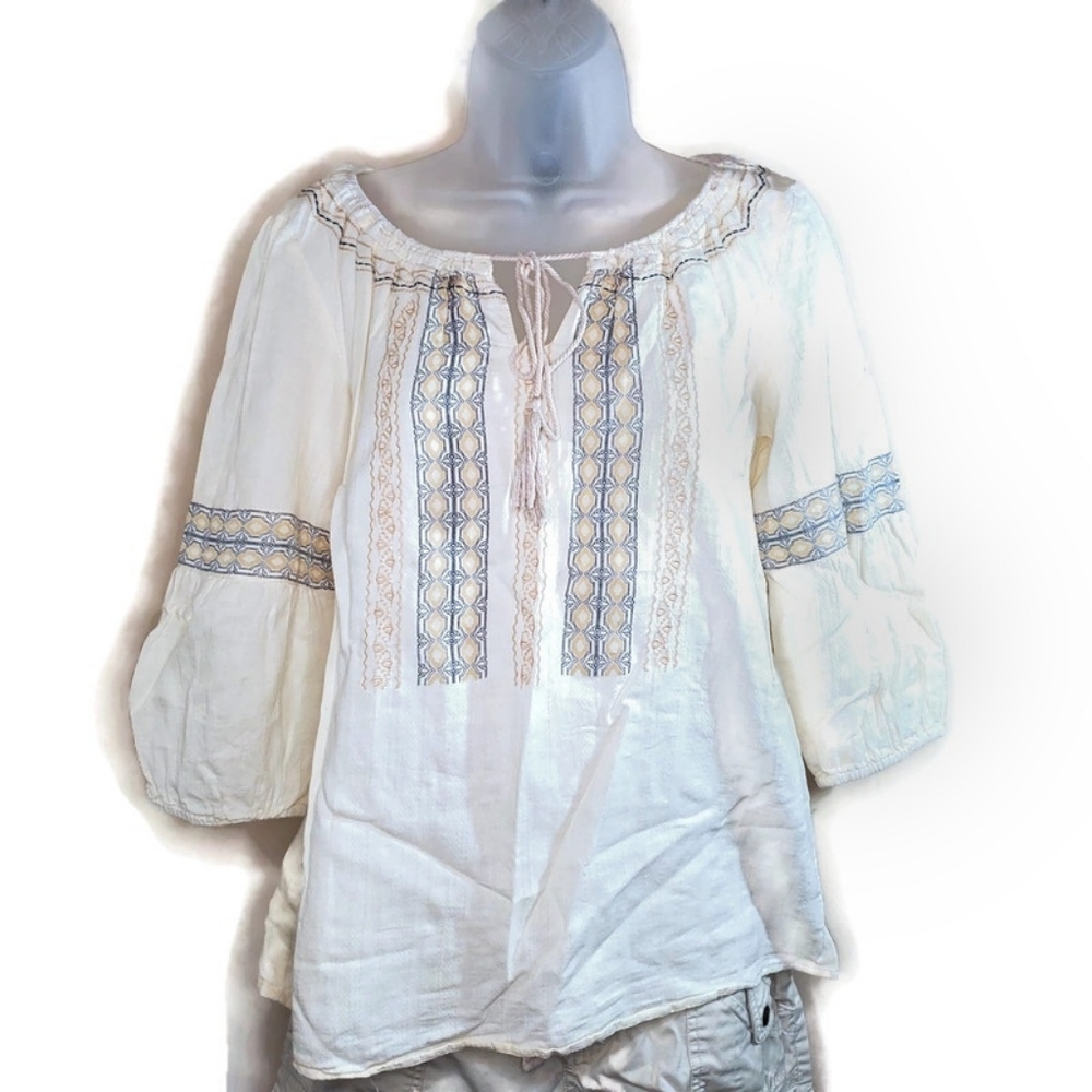 FOREVER 21 Peasant Boho Blouse Tassels